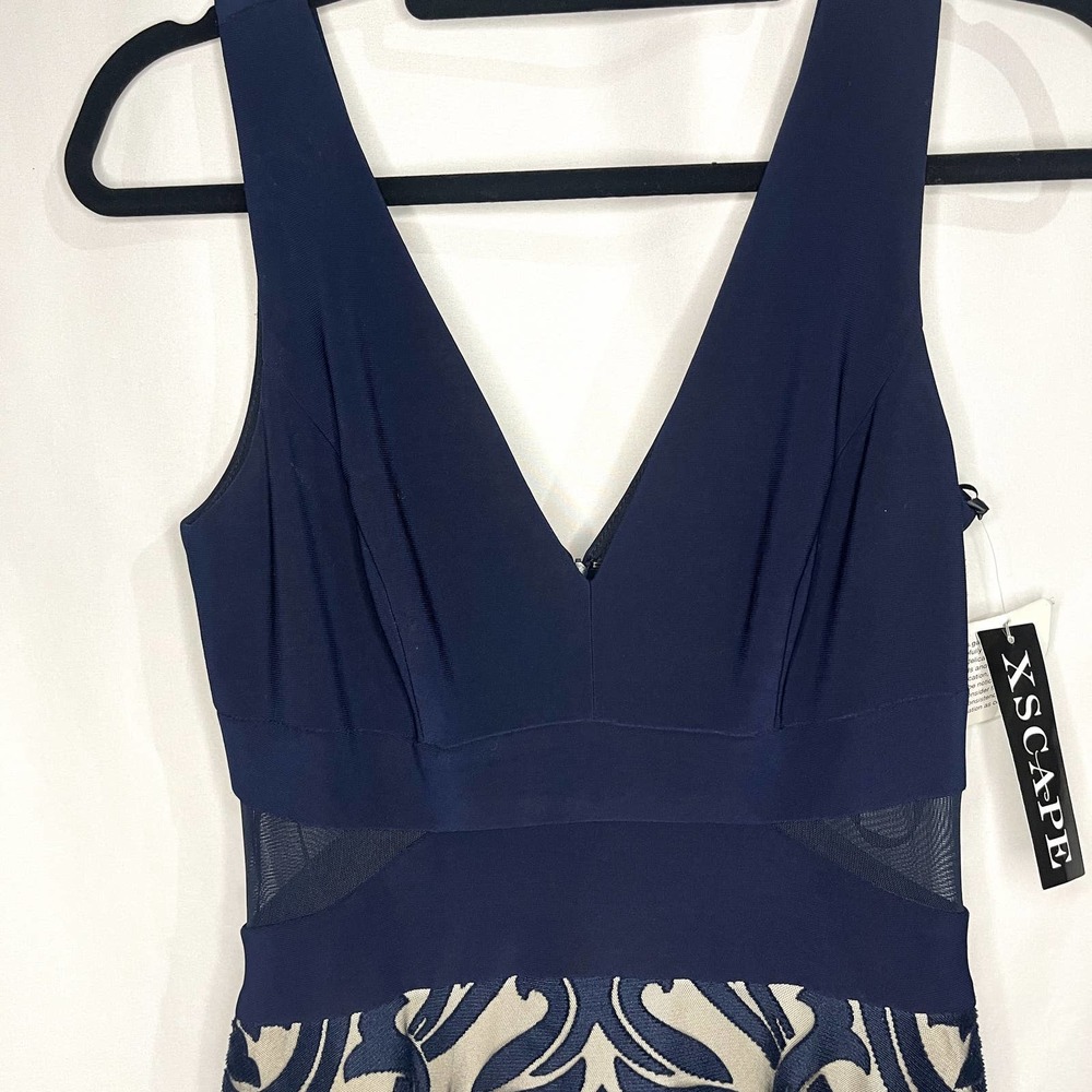 NWT Xscape Short Sleeveless Fit & Flare Illusion-detail dress, Navy, Sz 6 - Picture 3 of 10